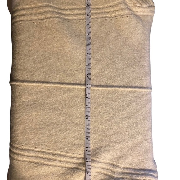 all in Favor cream Sweater size small - Picture 6 of 6